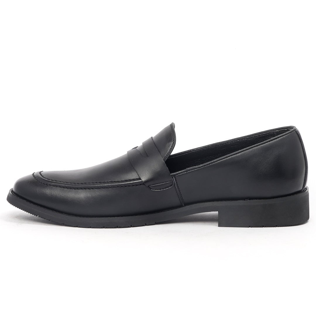 Caliber Shoes Black Slip On Formal Shoes for Men (T653C)