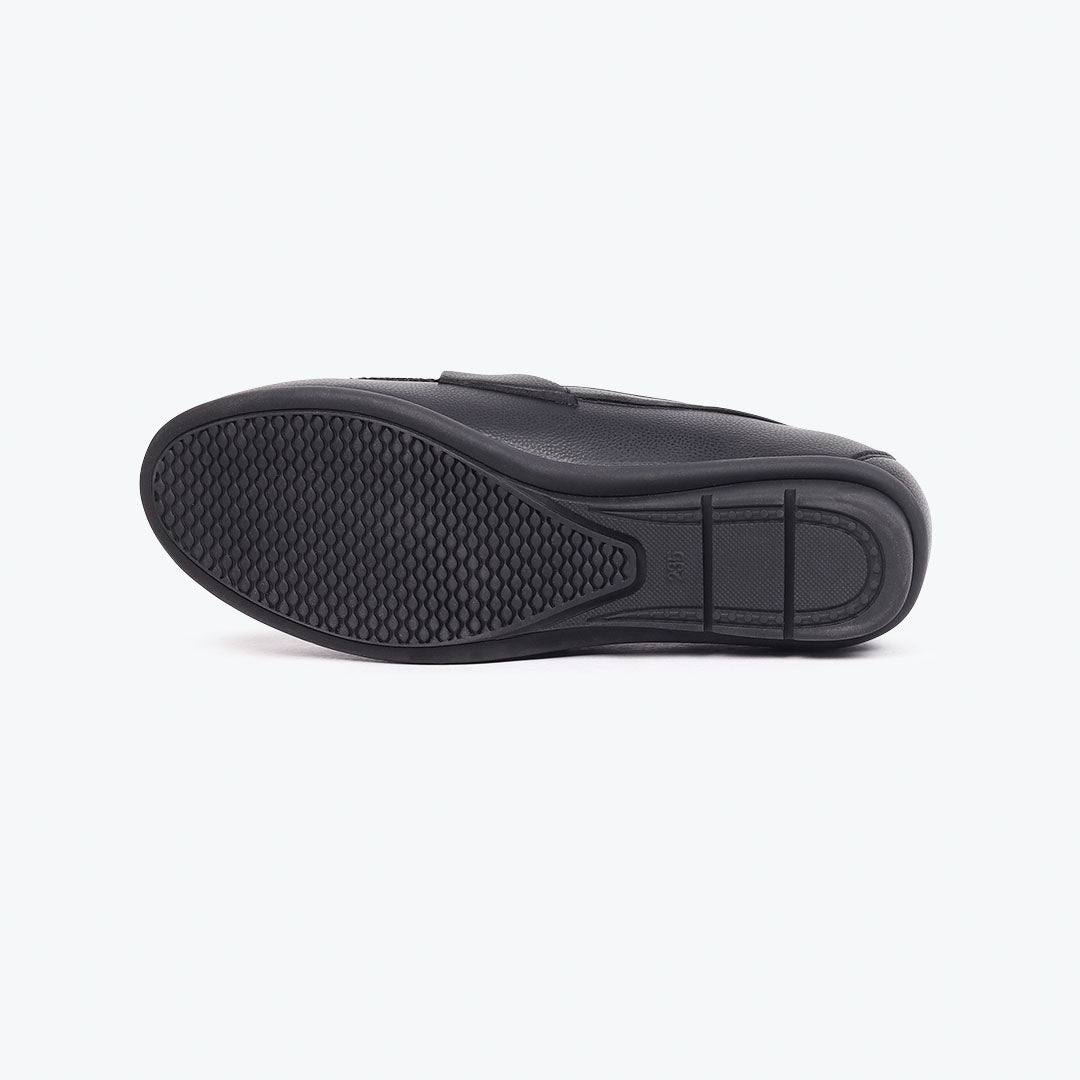 Caliber Shoes Black Slip On Formal Shoes For Women ( BELLA 521G )