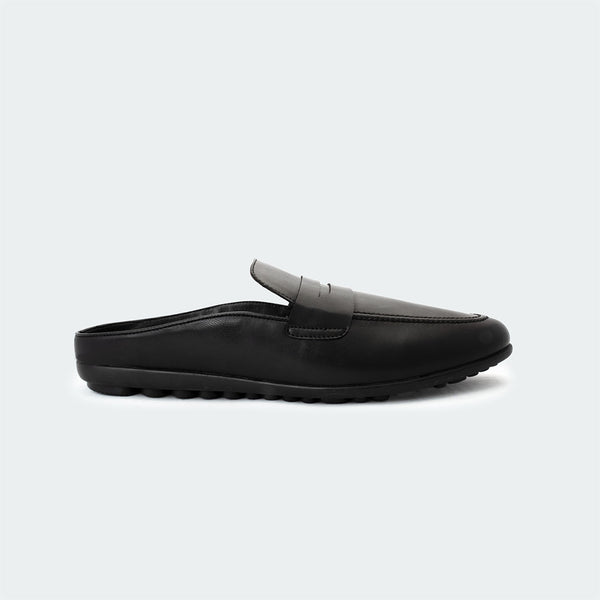 Caliber Shoes Black Mules for Men (CEDRIC 532C)