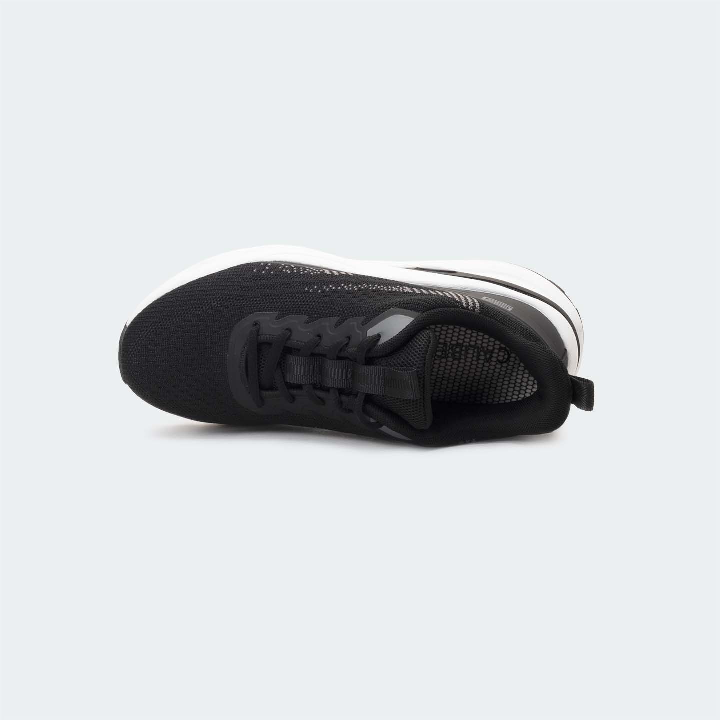 Black/White Sport Shoes for Men (FLYNX 752.2)